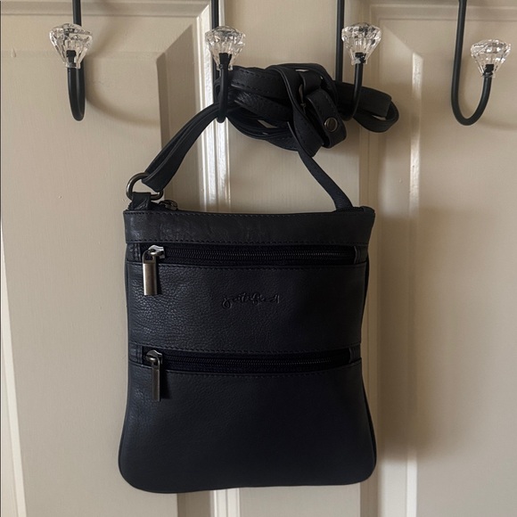 Justified Women’s Navy Leather Crossbody Bag OS NWOT - Picture 2 of 16